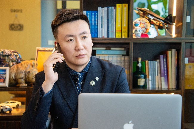 于扬舟接受采访