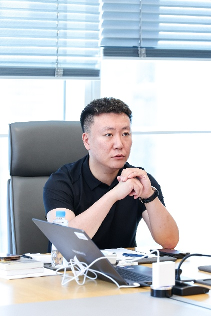 于扬舟接受采访